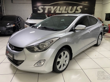 Hyundai Elantra GLS 1.8 16V Aut.