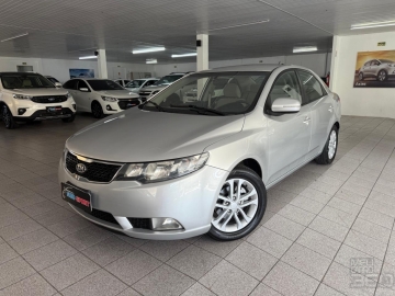 Kia Motors Cerato 1.6 16 V Flex Mec.
